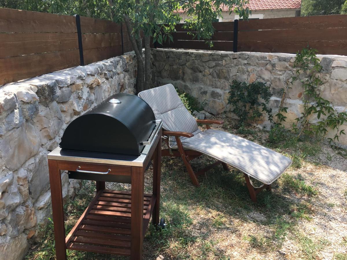 Holiday Home Cvita Lozovac Buitenkant foto